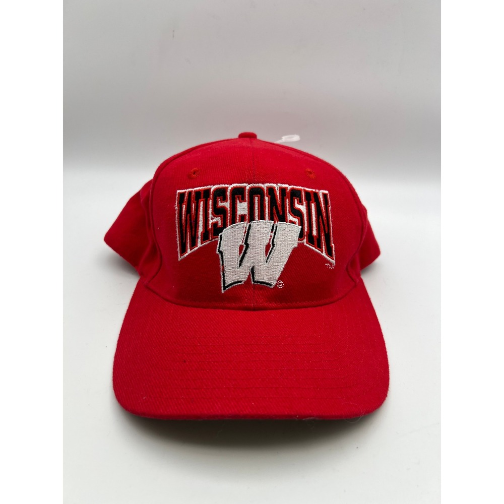 Vintage Reebok Wisconsin Badgers Hat Red Snapback NCAA Embroidered Cap OSFA